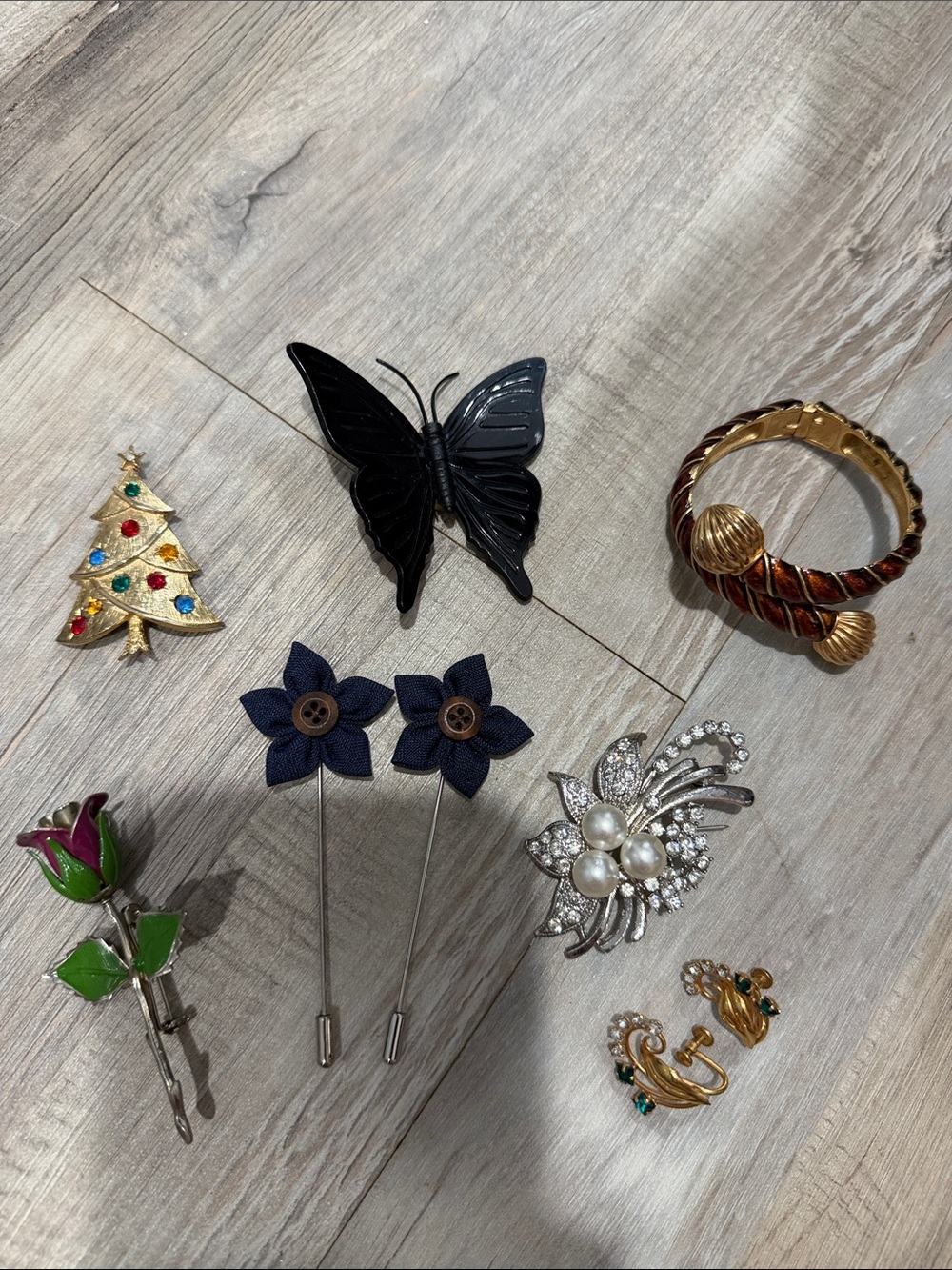 Vintage Assorted Women’s Jewelry Set
